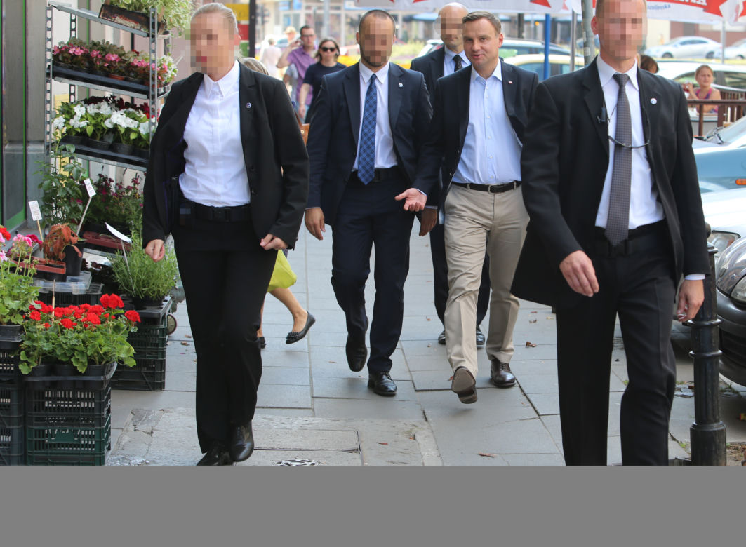 DUDA Z RODZINĄ.