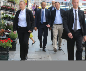 DUDA Z RODZINĄ.