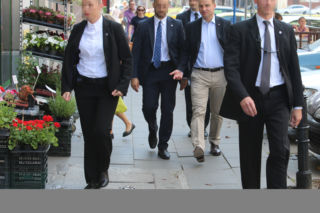 DUDA Z RODZINĄ.