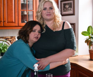 2XL. Agata Dec (Elżbieta Romanowska), Laura Zabawska (Edyta Jungowska)