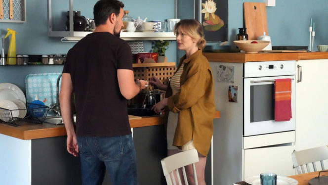 Barwy szczęścia odc. 3285. Marcin Kodur (Oskar Stoczyński), Renata (Anna Mrozowska)