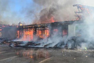 Spłonęła Biedronka w Polkowicach