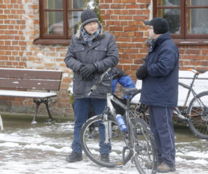 Ojciec Mateusz 11 sezon. Ksiądz Antek (Zbigniew Zamachowski), Mateusz (Artur Żmijewski)
