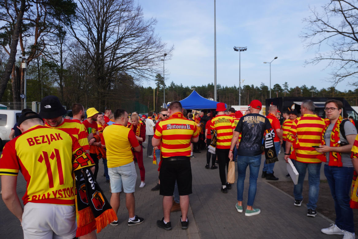 Kibice Jagiellonii Białystok przed meczem z Realem Betis 17.04.2025