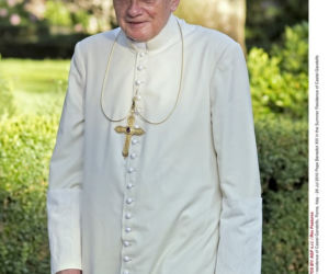 Benedykt XVI w bejsbolówce 