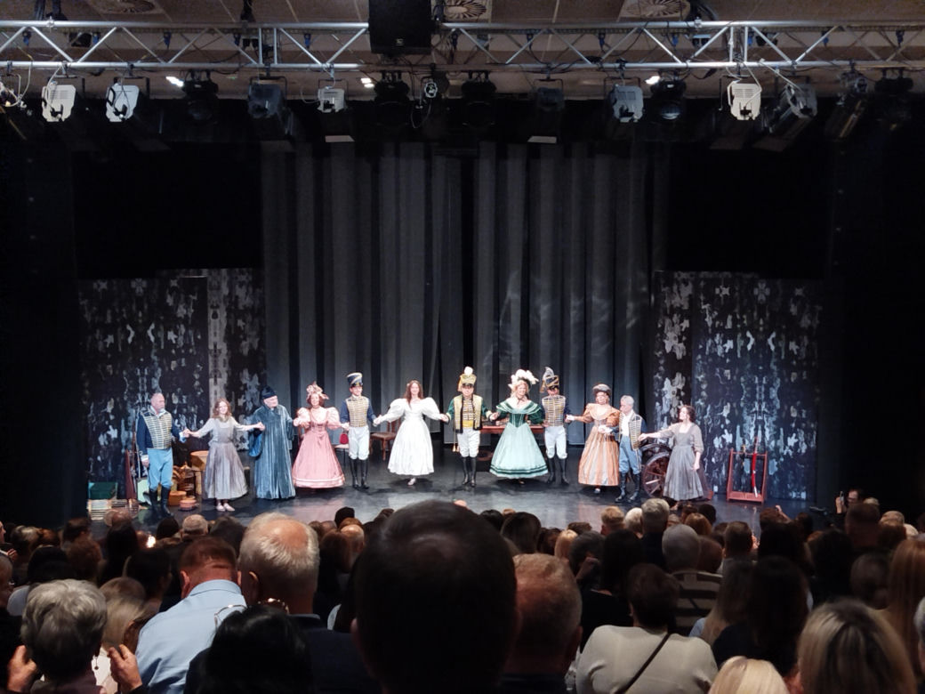 Ruszył 14. Ogólnopolski Festiwal Teatrów Sztuka plus Komercja w Siedlcach. W tym roku zobaczymy 8 spektakli konkursowych i 5 wydarzeń towarzyszących
