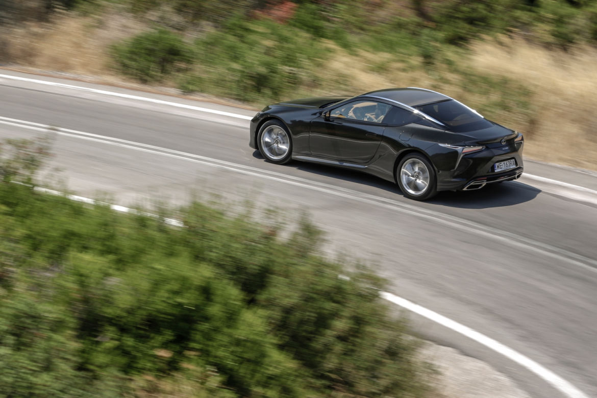 Lexus LC500 5.0 V8 477 KM Carbon