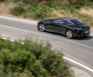 Lexus LC500 5.0 V8 477 KM Carbon