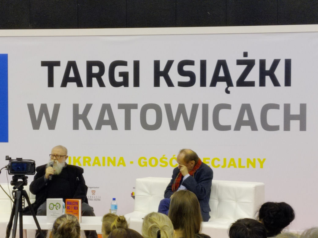 Targi Książki w Katowicach 2022. Rozpoznajesz się na zdjęciach?