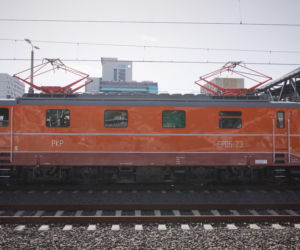 Jechałem legendarnym pociągiem. W środku jak kiedyś, aż trudno uwierzyć! Ludzie mówią wprost: „to były czasy”