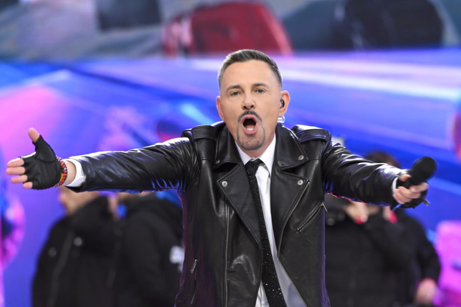 Krzysztof Ibisz odpalił tryb młodziaka. Dziubek i minki na festiwalu Polsatu