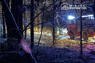 Śmiertelna zabawa na śniegu. 25-latek nie przeżył kuligu. Spadł z worka i uderzył w drzewo