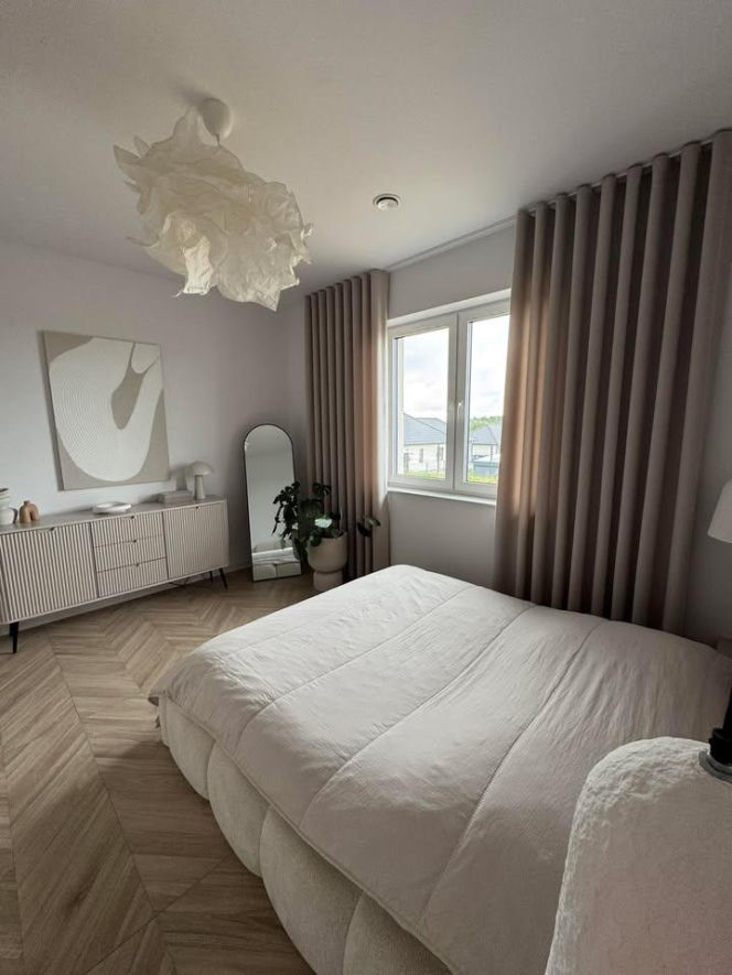 Perfekcyjna aranżacja okna bez wychodzenia z domu. Dlaczego warto zaufać ekspertom Royal Firany?