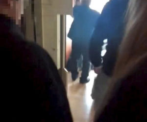 Szef restauracji pobił 15-letnią praktykantkę? Nagrania z awantury trafiły do sieci