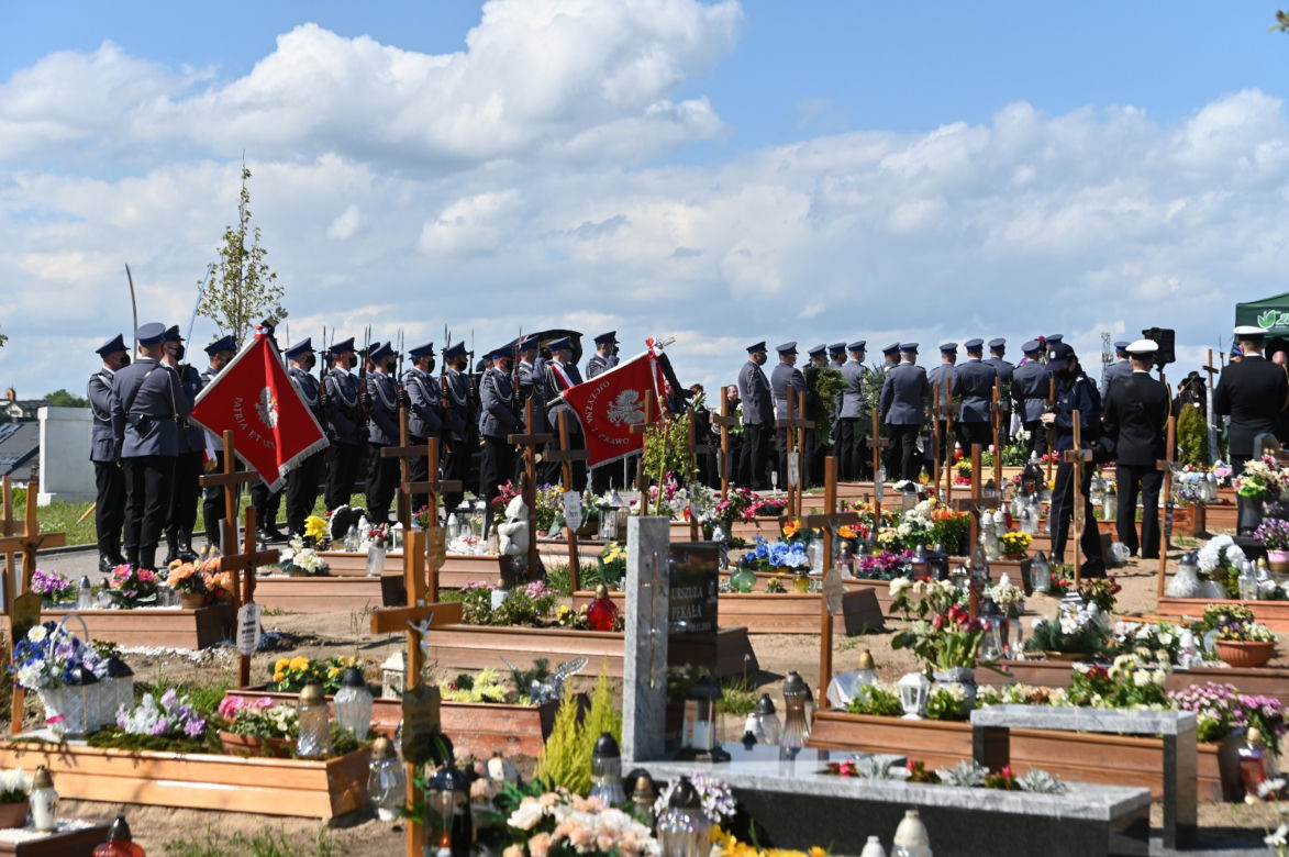 Pogrzeb policjanta, który zginął w wyniku wypadku w Gdyni