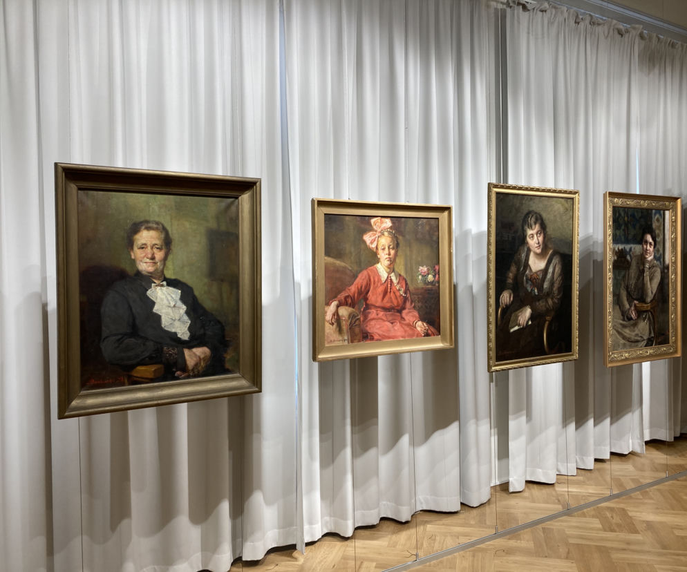 Wystawa obrazów Bolesława Barbackiego Jej portret w Muzeum Okręgowym w Nowym Sączu