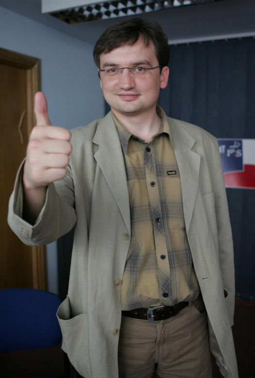 Zbigniew Ziobro - od szeryfa do uciekiniera