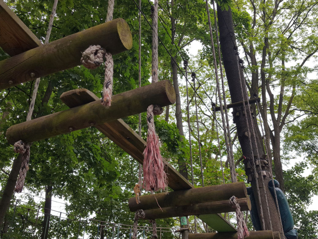 Park Linowy "Tarzan" w Lesznie na kilka dni przed otwarciem
