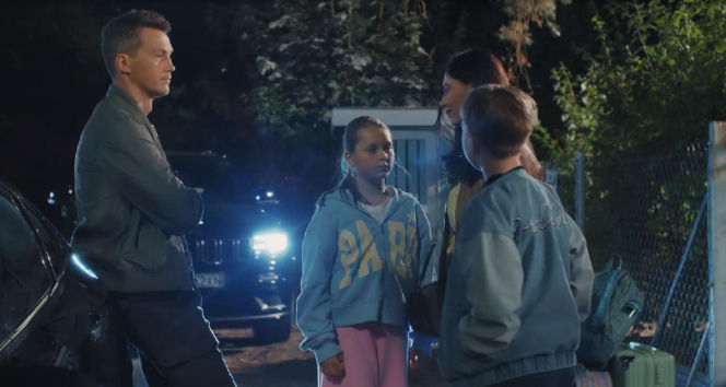 M jak miłość odc. 1913. Iza (Adriana Kalska), Jakub Karski (Krzysztof Kwiatkowski), Szymek (Staś Szczypiński), Maja (Laura Jankowska)