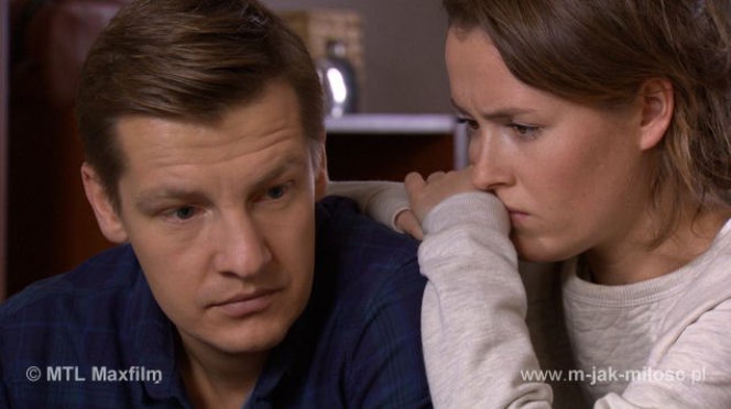 M jak miłość odc. 1127. Ala (Olga FRycz), Paweł (Rafał Mroczek)