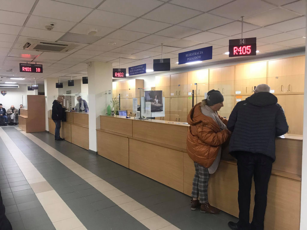 GIGANTYCZNE kolejki w Urzędzie Miasta Katowice! "Tak jest tutaj zawsze"