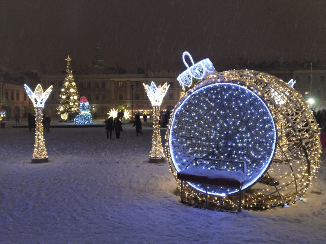 Rynek Wielki w Zamościu w świątecznej odsłonie