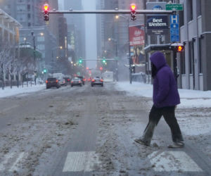 Koszmarny bilans burzy śnieżnej w USA! Dziesiątki ofiar