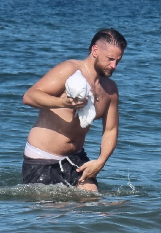 Sebastian Fabijanski, z czym do wody?