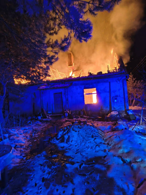 Pożar domu pod Grudziądzem. W zgliszczach strażacy znaleźli ciało!