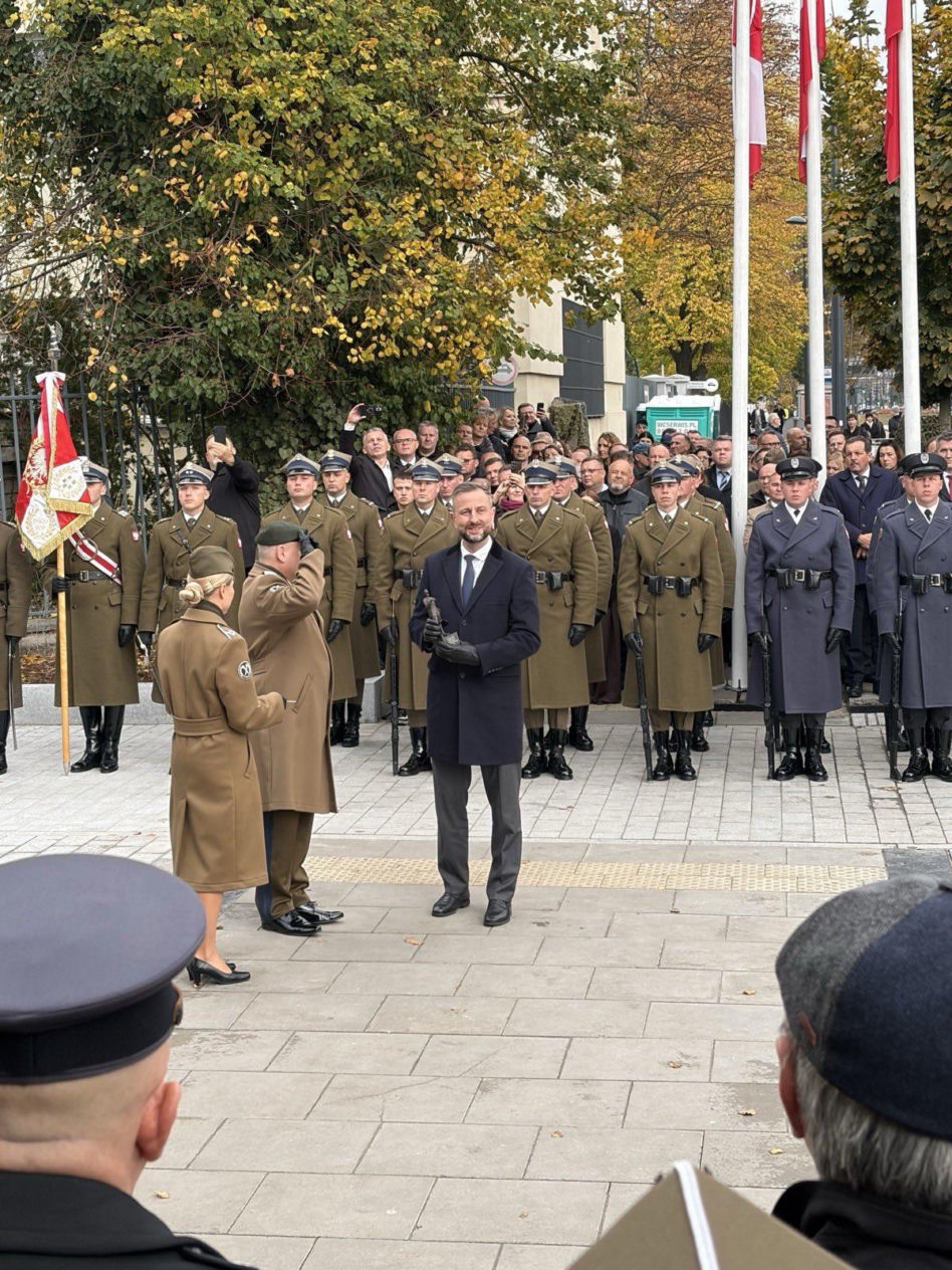 Pomnik gen. Rozwadowskiego przed Sztabem Generalnym