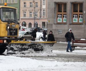 Zima nie odpuszcza! Synie śnieg, wraca mróz