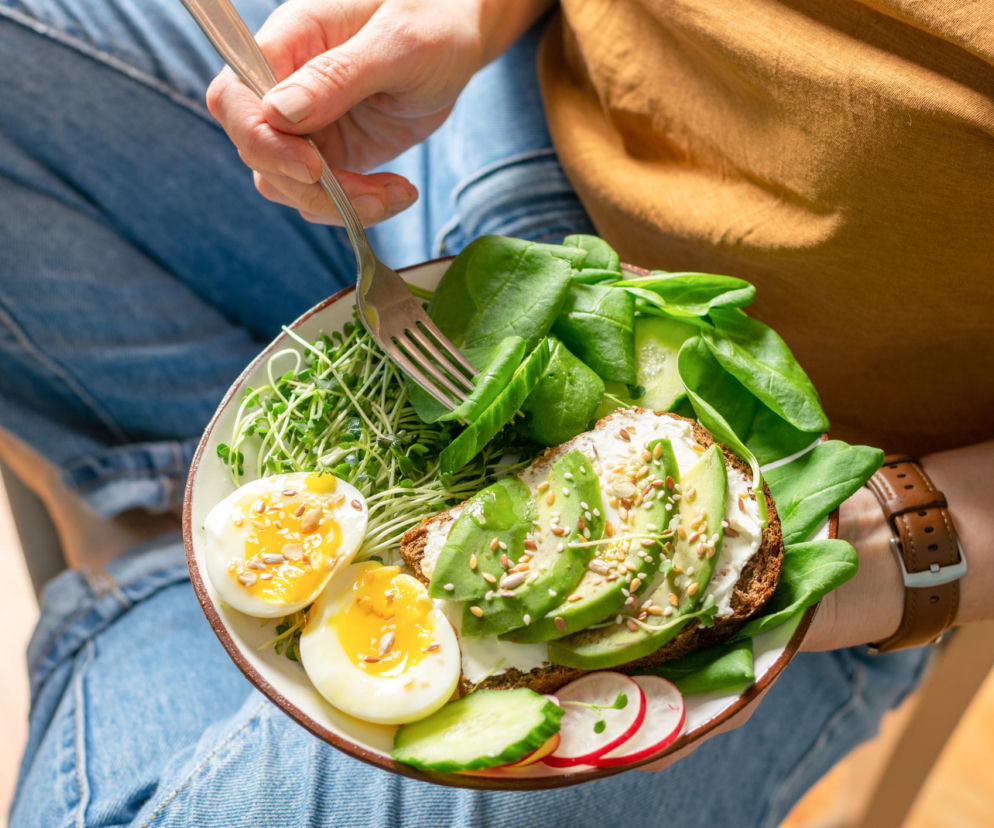 Keto a starania o dziecko. Pomaga czy przeszkadza? Tłumaczymy bez ściemy