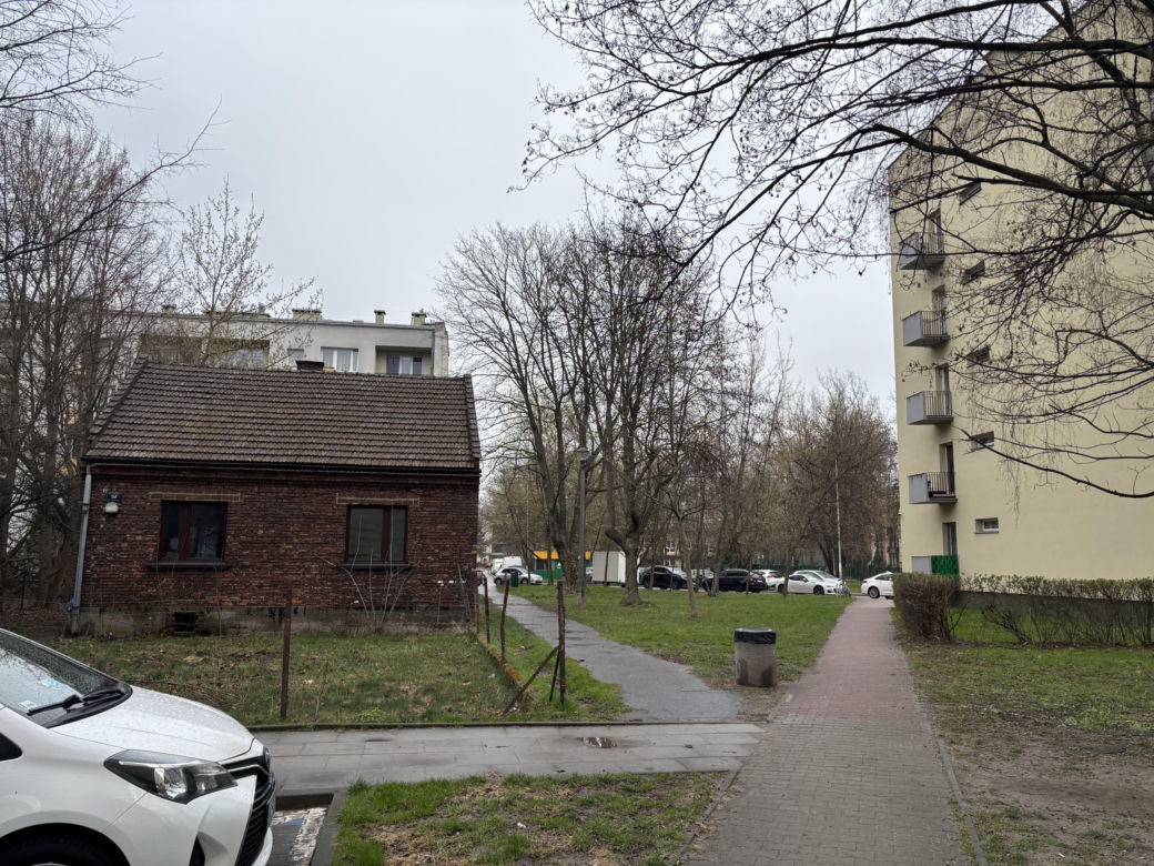 Dom na Osiedlu Kolorowym 37 w Krakowie