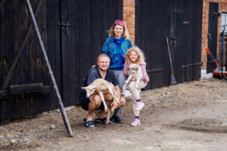 Smakuje jak z Sabaudii a powstaje... pod Rzgowem. Przysmak z Łódzkiego wśród najlepszych na świecie