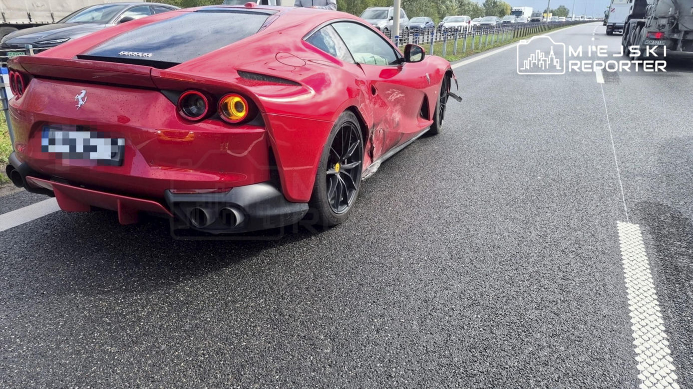 Norweg na A2 rozbił Ferrari za 1,5 mln