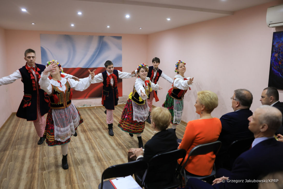 Agata Duda niczym Mandaryna!