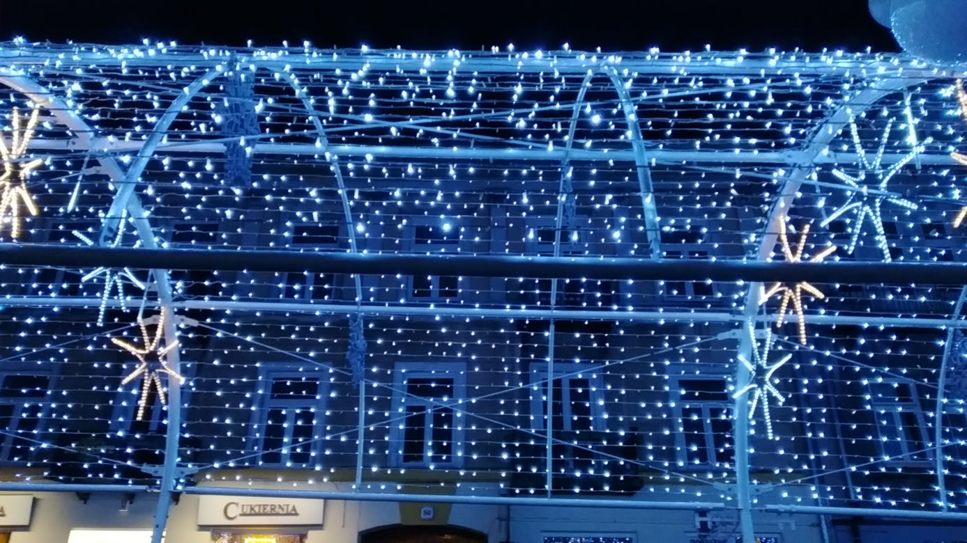 Rozbłysła wiąteczna iluminacja Radomia