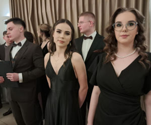 Studniówka 2026 maturzystów Zespołu Szkół Zawodowych nr 1 w Starachowicach