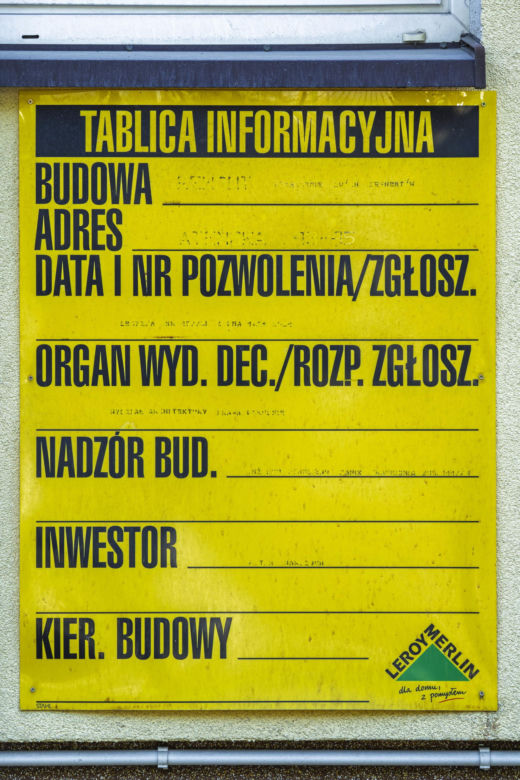 Prezesowi znów wiercą za ścianą
