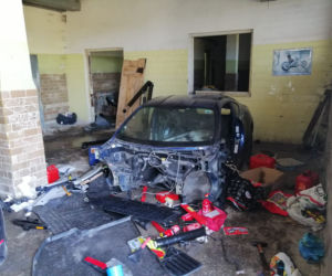 Zlikwidowano dwie dziuple pod Warszawą, odzyskano mazdę i trzy toyoty