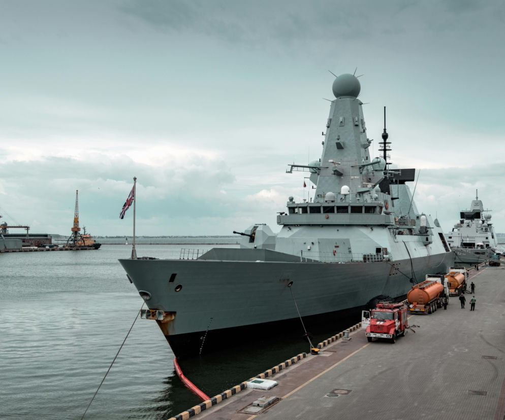 Niszczyciel popłynie na Cypr? Reakcja na atak irańskiego drona