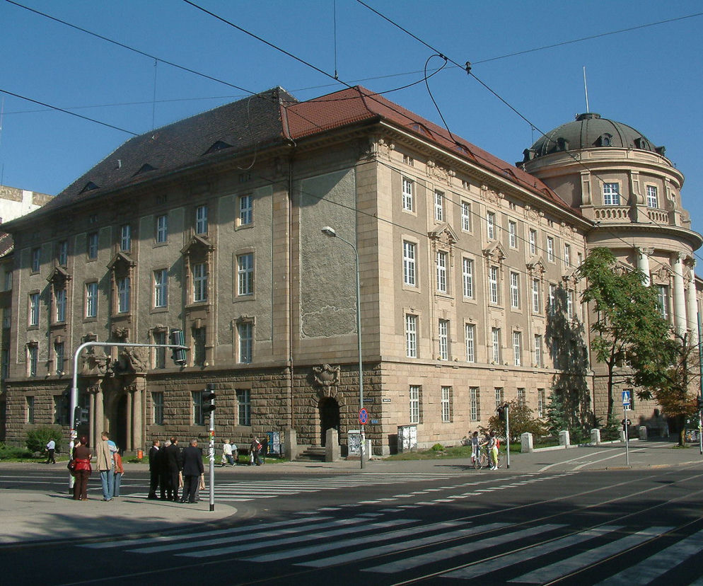 Koronawirus. Kolejne laboratorium w Poznaniu wkracza do akcji! Nawet 3-zmianowa praca!