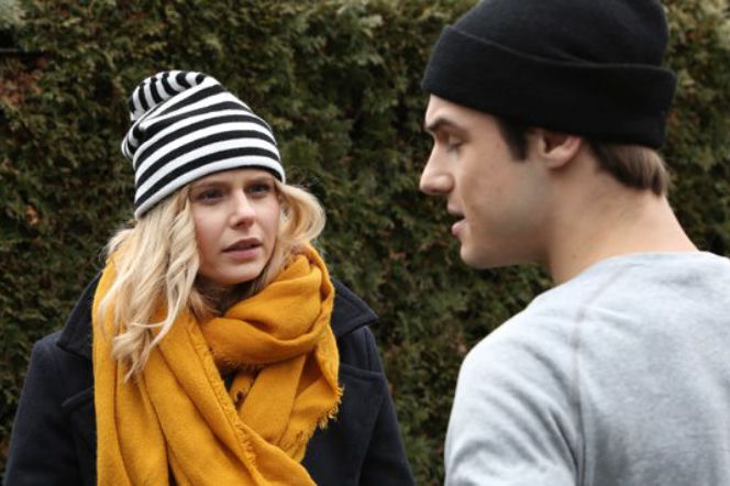 Barwy szczęścia. Iwona (Izabela Zwierzyńska), Paweł Piasecki (Mateusz Rzeźniczak)