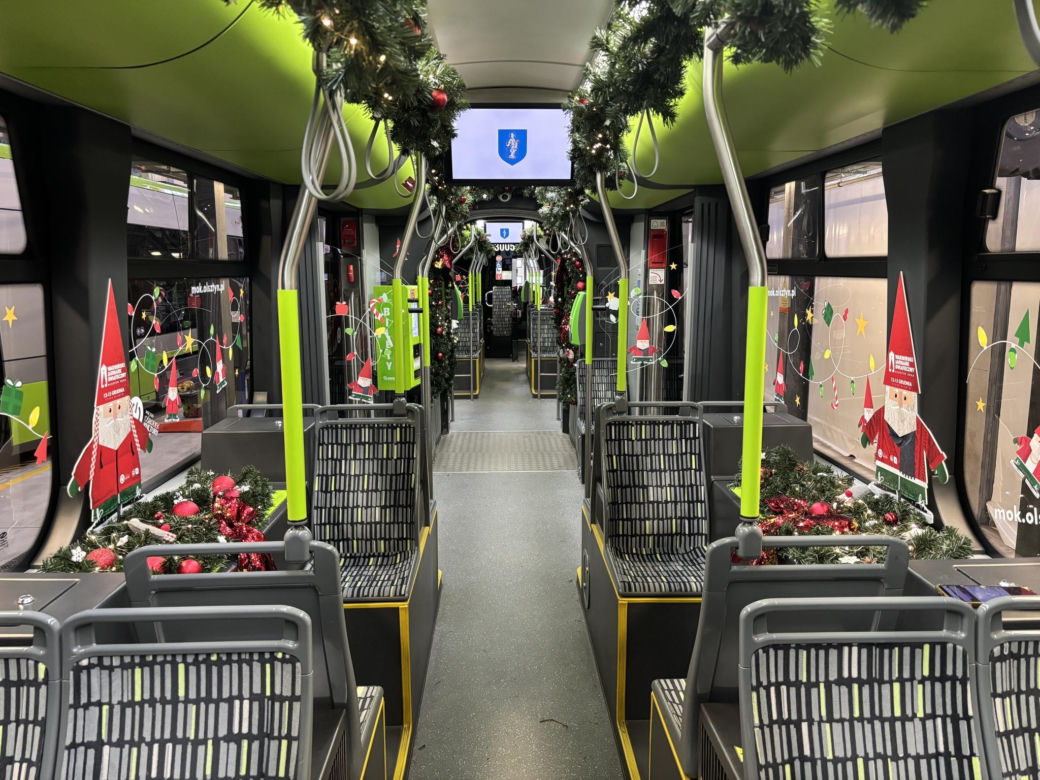 Świąteczny tramwaj wyjechał na ulice Olsztyna. Sprawdź, gdzie go spotkasz [ZDJĘCIA]