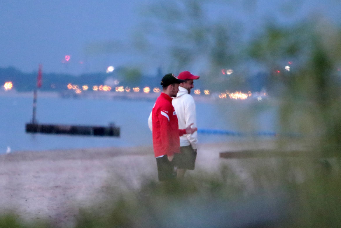 Reprezentanci Polski poszli po porażce na plażę