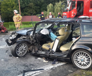 Makabryczny wypadek w Kadczy. Siedem osób poszkodowanych