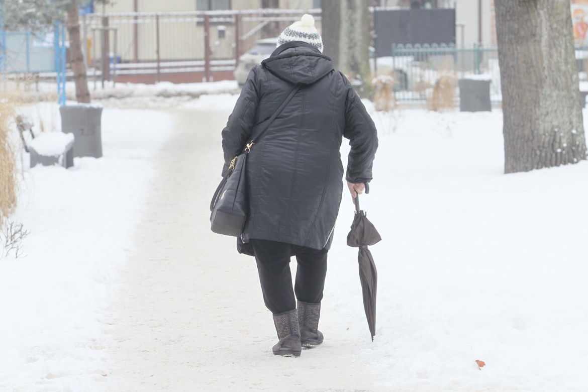 Gołoledź paraliżuje Polskę