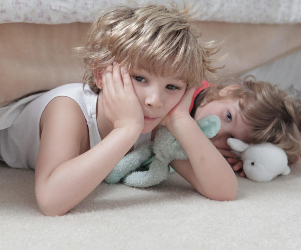 Nuda u dziecka to nic złego. Sprawdź dlaczego samodzielne zmagania z problemem budują odporność psychiczną