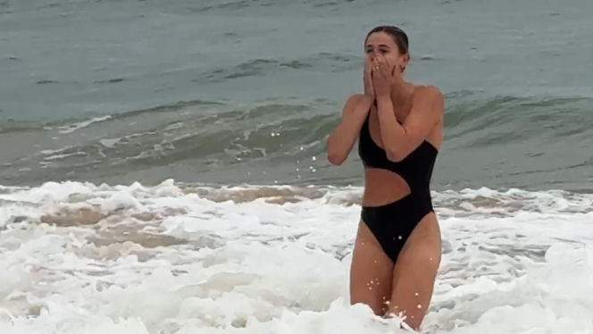 Natalia Bukowiecka i spółka w wodzie