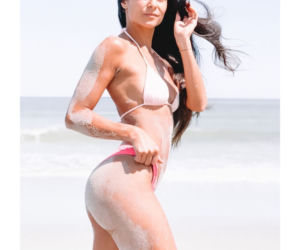 Karolina Huvarova, trenerka hokeja wystąpiła w Playboyu
